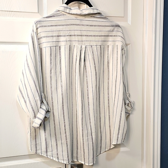 NWT Club Z Collection Women's Metallic Striped Button-Up Blouse 2X - Picture 8 of 11